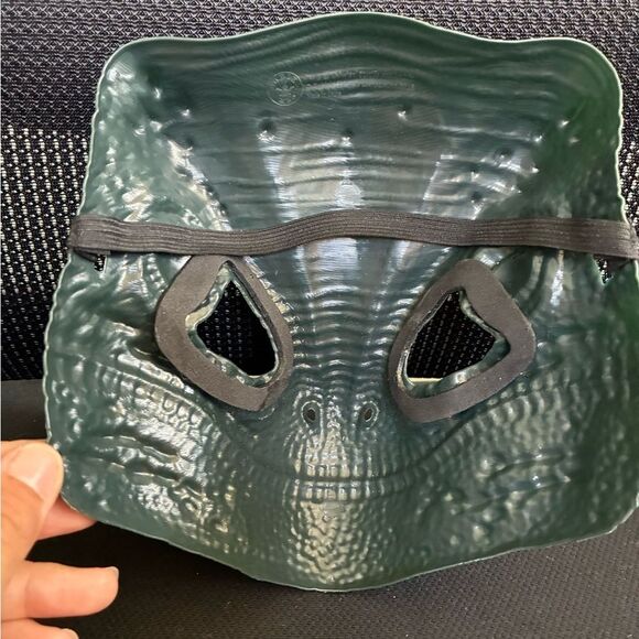 Jurassic World Dinosaur Blue Child Boys Halloween Costume Mask - Picture 2 of 3